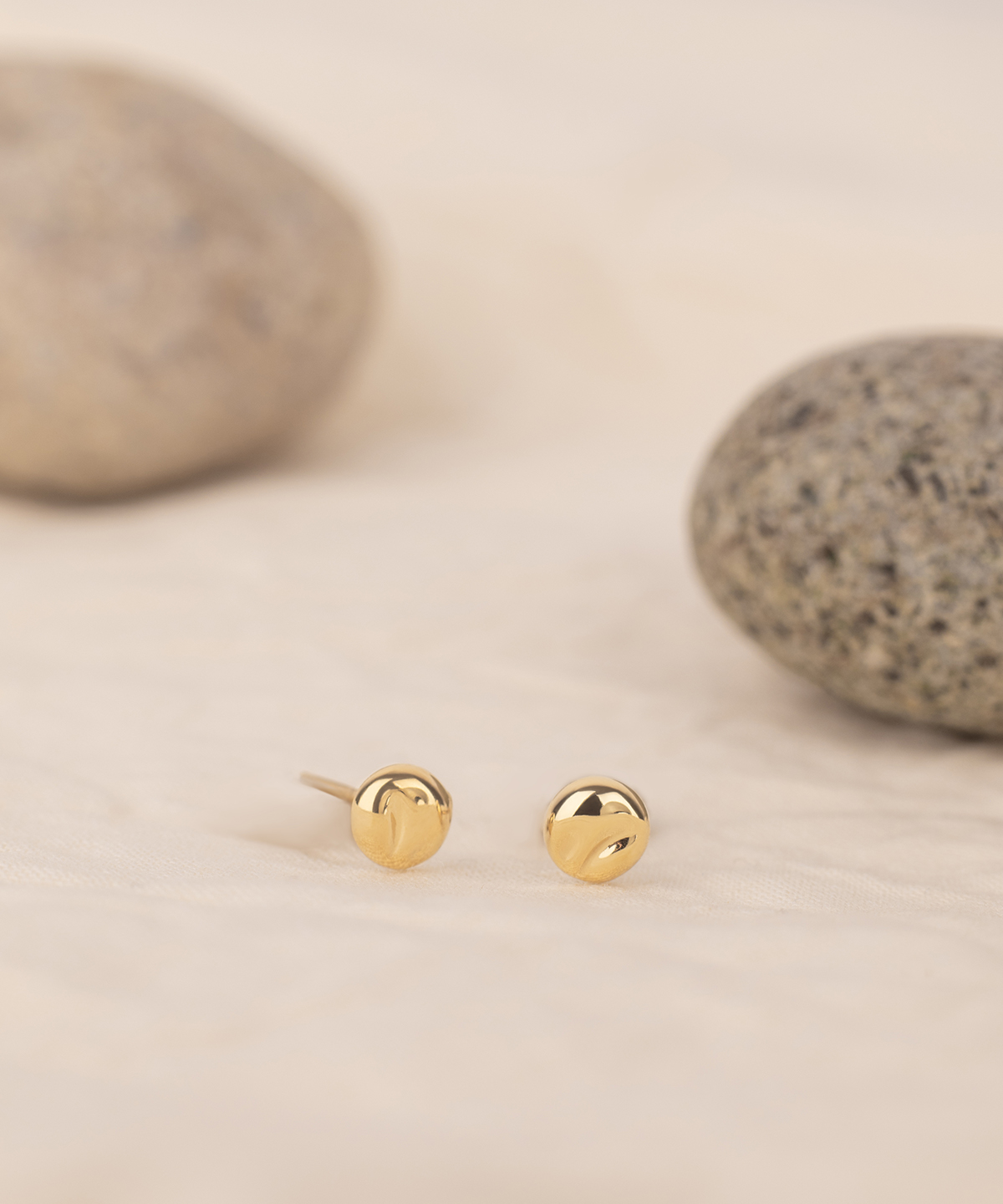 Piega Round Earrings